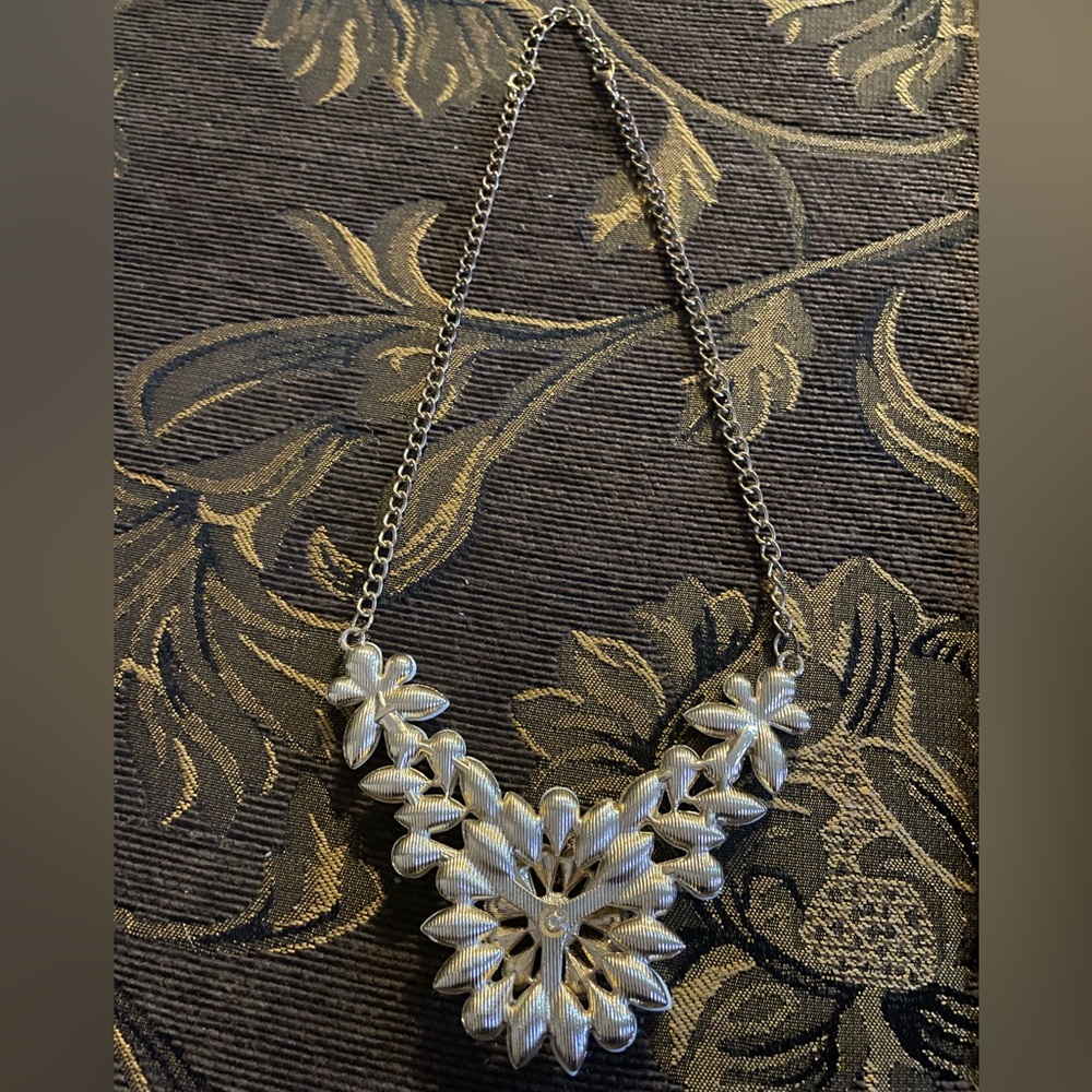 Statement Flower Necklace/Celtic/Tribal/Office - Picture 3 of 4